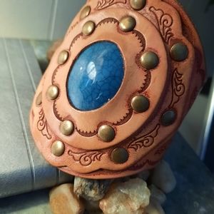 Three Bird Nest Aegean leather cuff